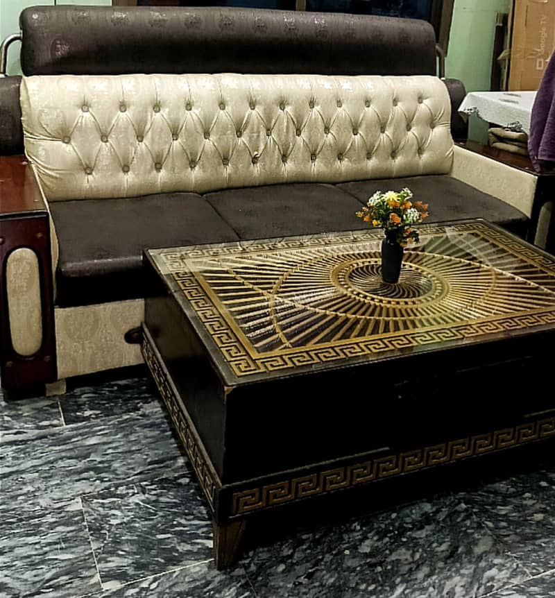 Sofa set with Table 1