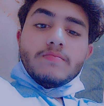 I'm professional dental assistant  need job