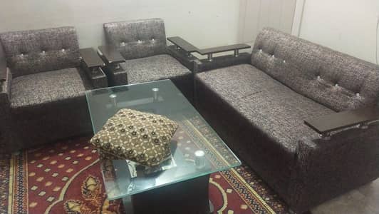 4 seater sofa set urgent sale