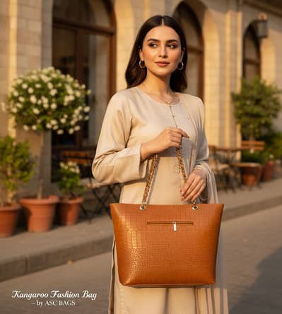 Elegant Kangaroo Fashion Tote - Premium Quality Ladies Handbag