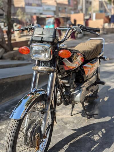 CG 125 2022 PRICE RS :135