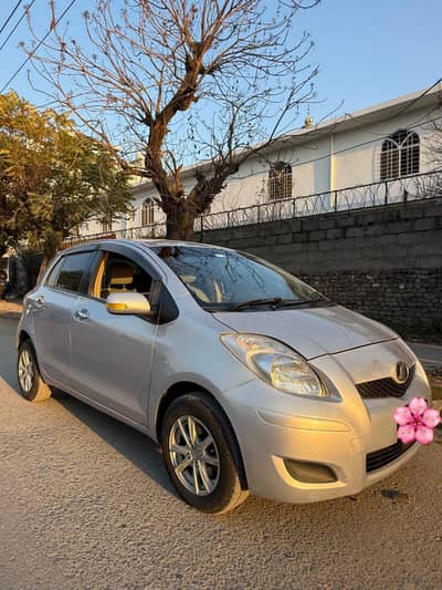TOYOTA VITZ 2010/13