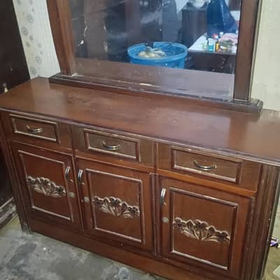 dressing table with sitting table