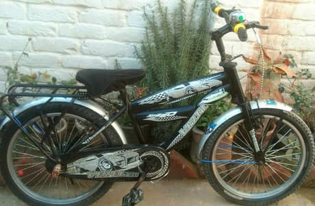 20 size Imported Vezel cycle for sale in good condition.