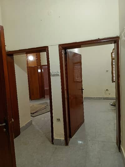 15 Marla lower portion 3 bedroom attach washroom tv lounch Dring room car porch store room