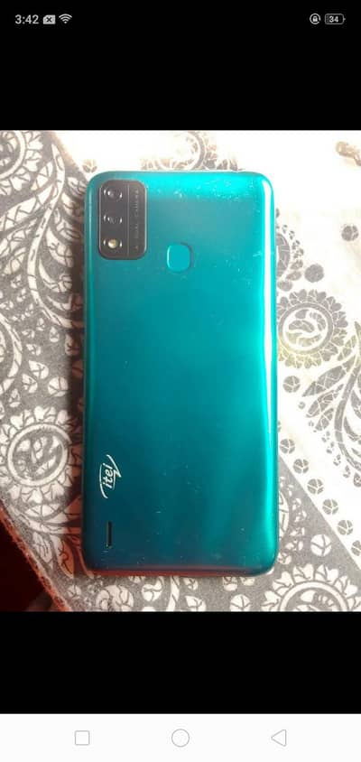 itel A48.2/32 good camera good battery timing