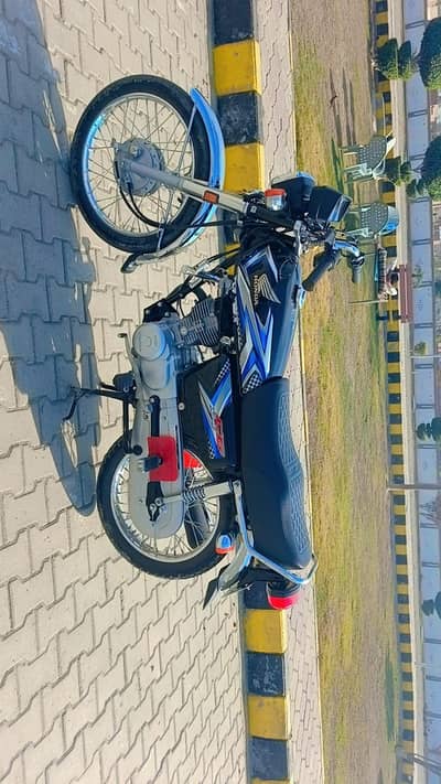 Honda 125 All ok new condition