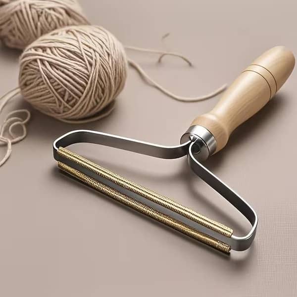 Lint Remover for Clothing: Fuzz Shaver for Fabric, Carpet, Woolen Coat, and Sweaters