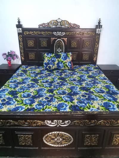 King size double bed with new mattress
