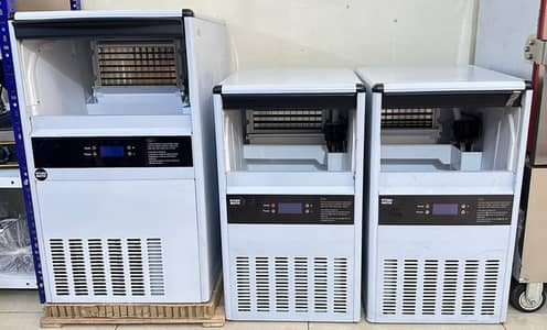 Ice Cube Machine 30KG Per Day | Commercial Ice Maker