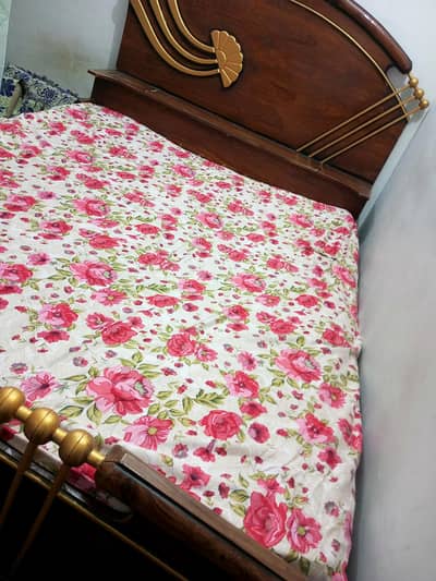 bed & dressing table for sale original lakri bed and dressing table