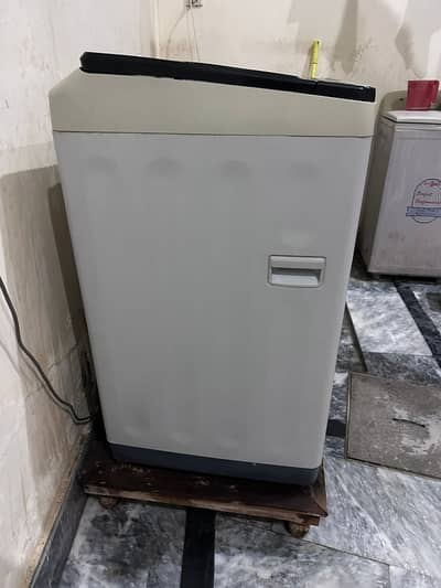 Haier washing machine condition 8/10
