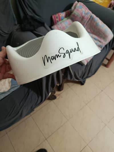 Mom Squad baby bath support