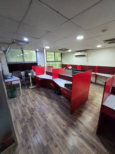 Full furnished office for rent 1675sqft in shahar e Faisal.
