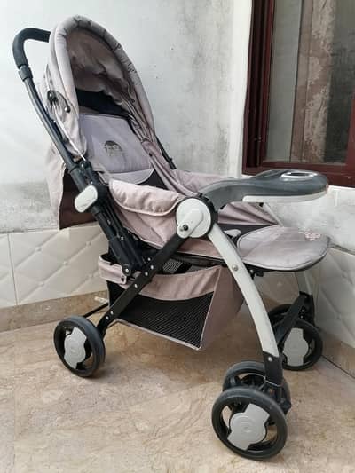 Baby Pram stroller + cot