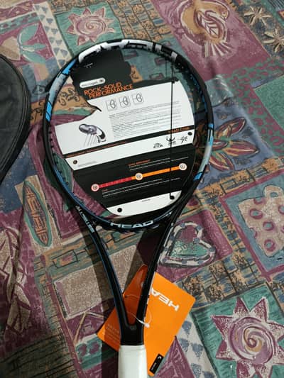 Tennis racket