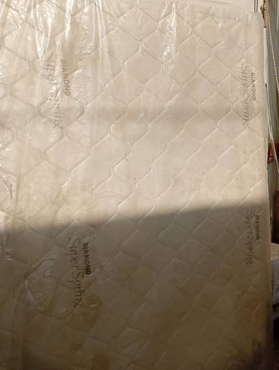 dubal bad super spring. . Good condition. . . 15000only