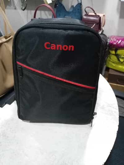  Canon EOS 6D DSLR Camera – Full Kit (Excellent Condition)