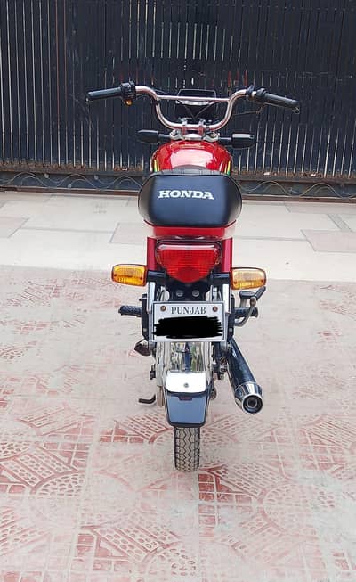 CD 70 for sale contact no 03704110060