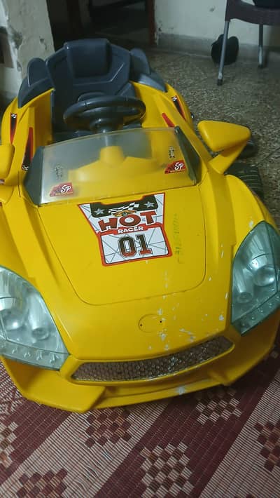 This IS remote control and sale in car with gear lever