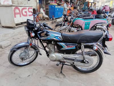 2025 model honda 125 urgent sale