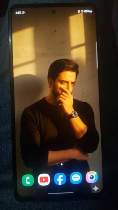 Samsung S20 Fmodel. Wifi Selfi user best phone. Resnble read ist