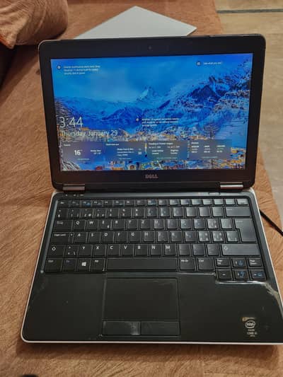 Dell i5 4th Latitude E7240
