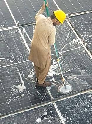 solar panels washing moob