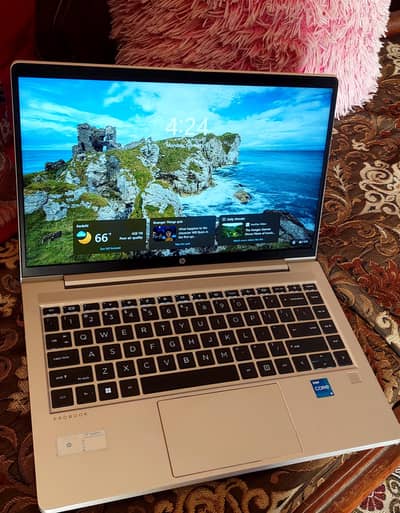 Hp Probook 440 G8 i5 11Gen 16/512 Iris Xe Graphics