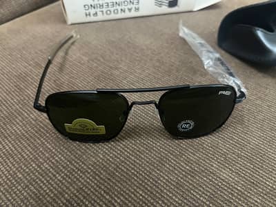 High quality black sun glasses