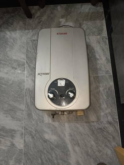 Xtereme instant gas geyser