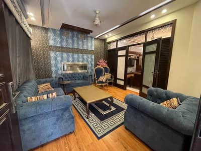 10 Marla Lavish Furnished House For Rent