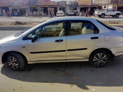 honda city IdS Silver Color