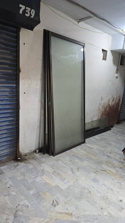 Almunium silde door . . length 8.1 width 45cm. .