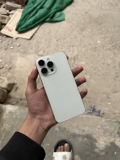 I phone 15 pro max jv 256