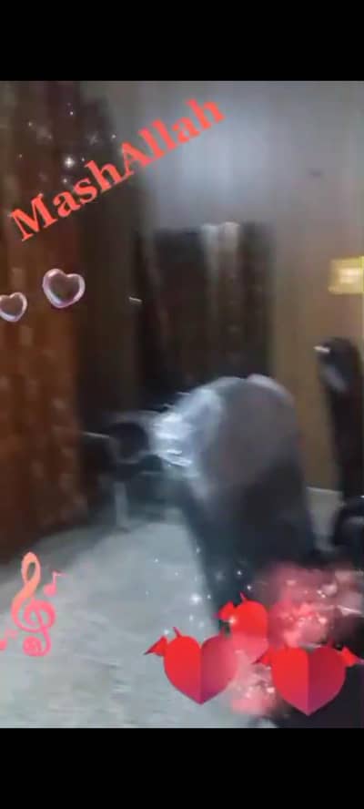 Salon chairs & mirrors