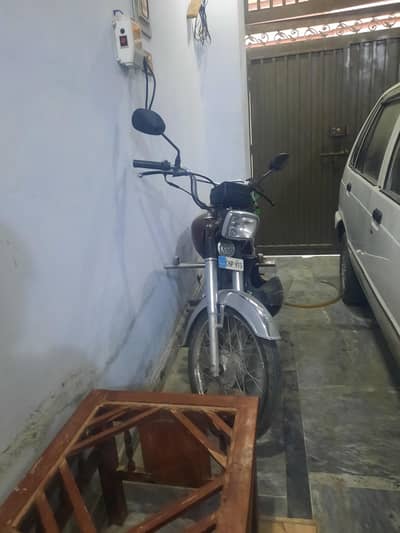 ڈبل ٹینکی ۔اشارے۔ٹاپے۔وغیرہ