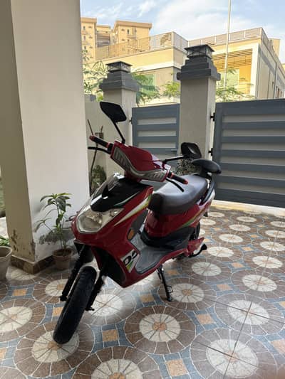 YJ Future Mehran Electric Scooter