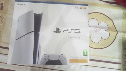PS5 Slim 1 TB - UK BOX PACK