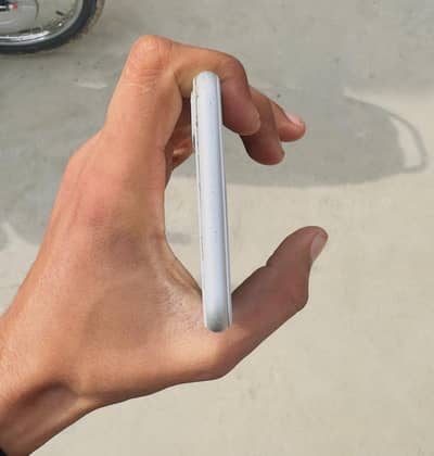 iphone 8 plus and Infinix hot 11 play exchange possible