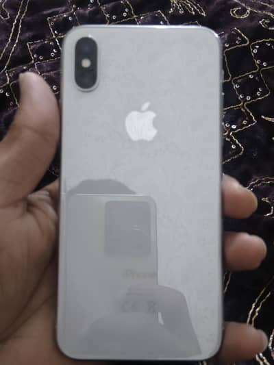 battery Change. . face id off. . trutone off.  64 gb