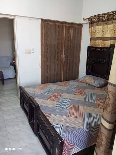 2 Bed Lounge Road Face Flat 4th Floor with Lift