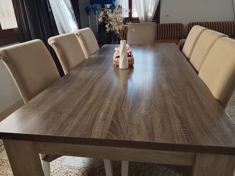 Dining table 8persons 0