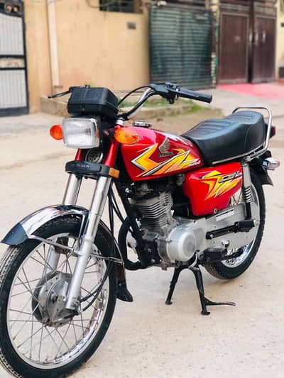 Honda CG-125 (Model 2021) Lush Condition