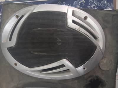 car speakers new condition fresh very good with box