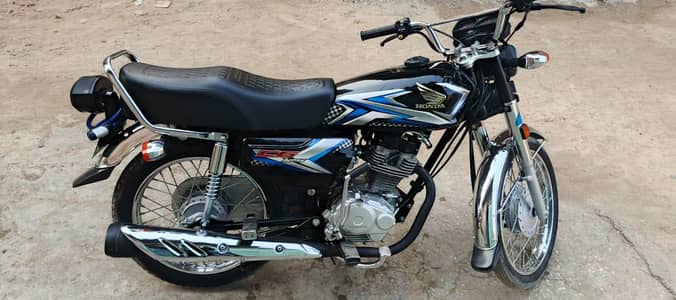 Honda CG125 Black