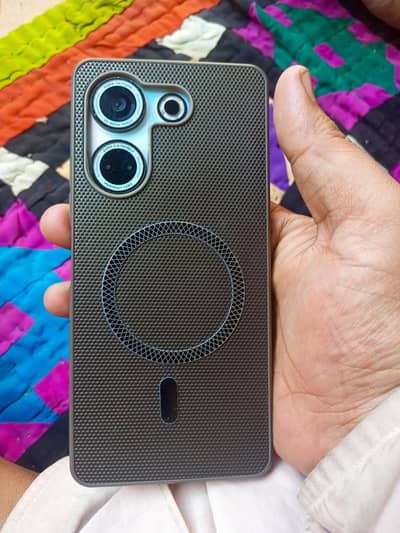 Tecno camon 20 pro only mobile nic miljaega