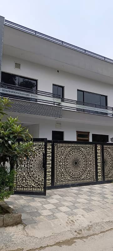 G-11/2 NEW HOUSE 30+60 GROUND PORTION FOR RENT