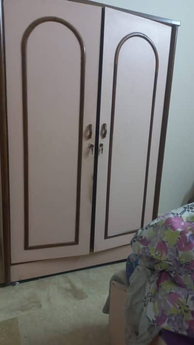 Double door wardrobe