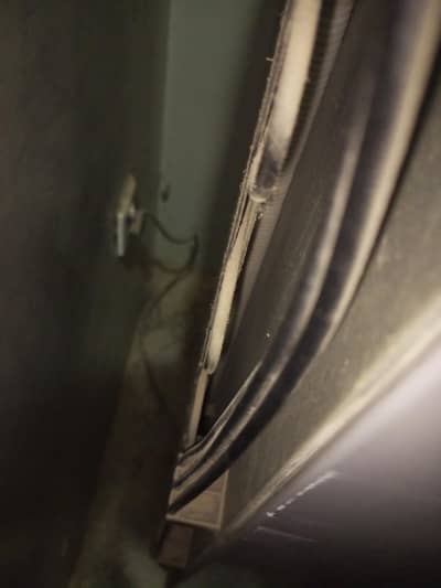 fridge sell sb kch ok hai demand 45000